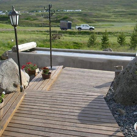 Guesthouse Storu-Laugar Laugar  Exteriör bild