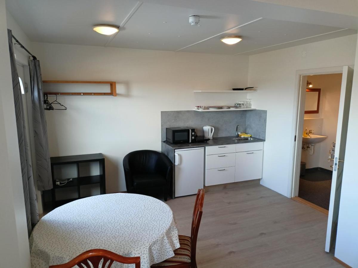 Guesthouse Storu-Laugar Laugar  Exteriör bild