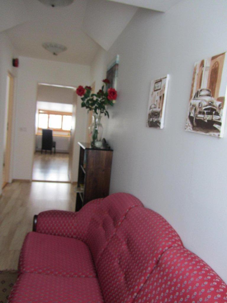 Guesthouse Storu-Laugar Laugar  Exteriör bild