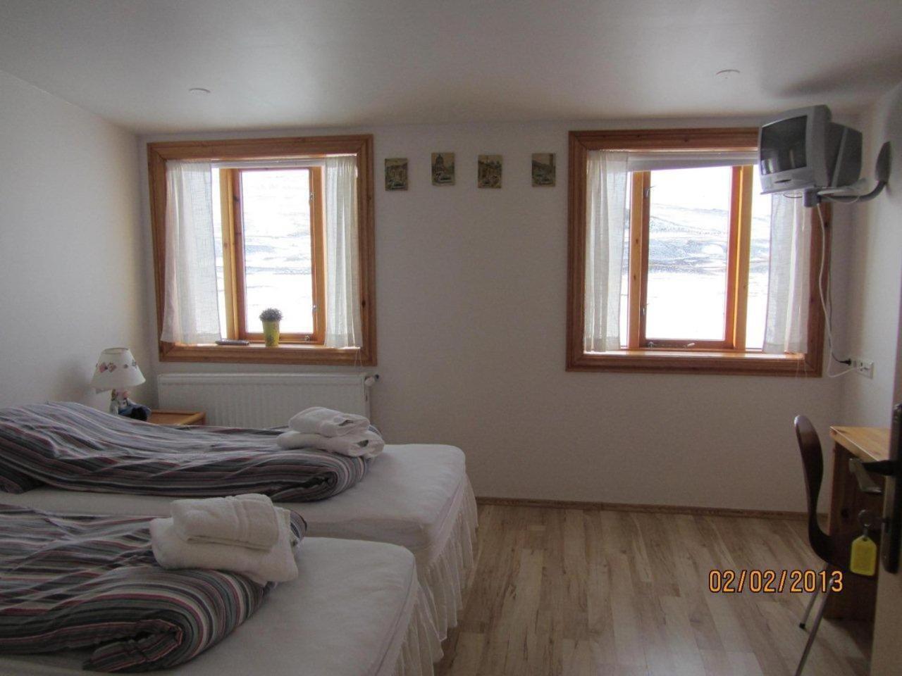 Guesthouse Storu-Laugar Laugar  Exteriör bild