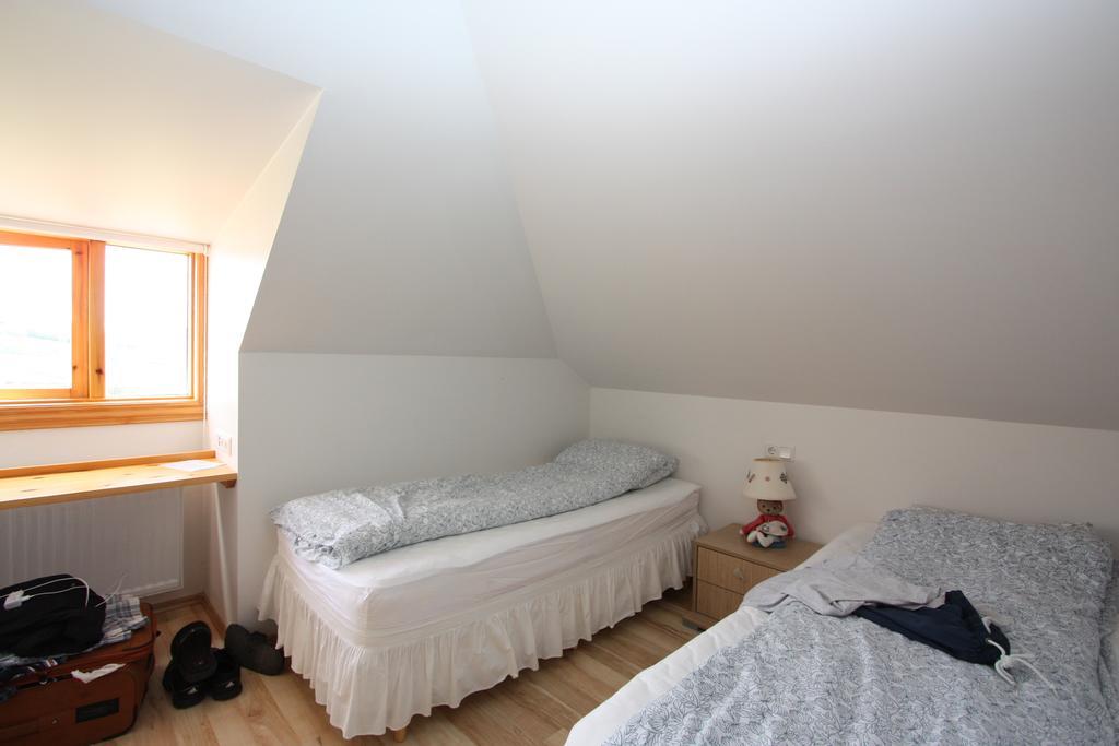 Guesthouse Storu-Laugar Laugar  Exteriör bild