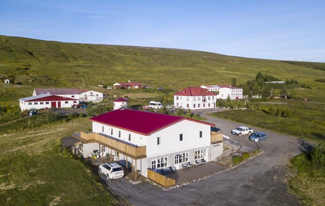 Guesthouse Storu-Laugar Laugar  Exteriör bild